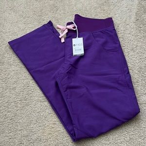 NWT Ultra Violet Kade Scrub Pants